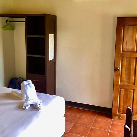 Casa Lula Leon Hostal Εξωτερικό φωτογραφία