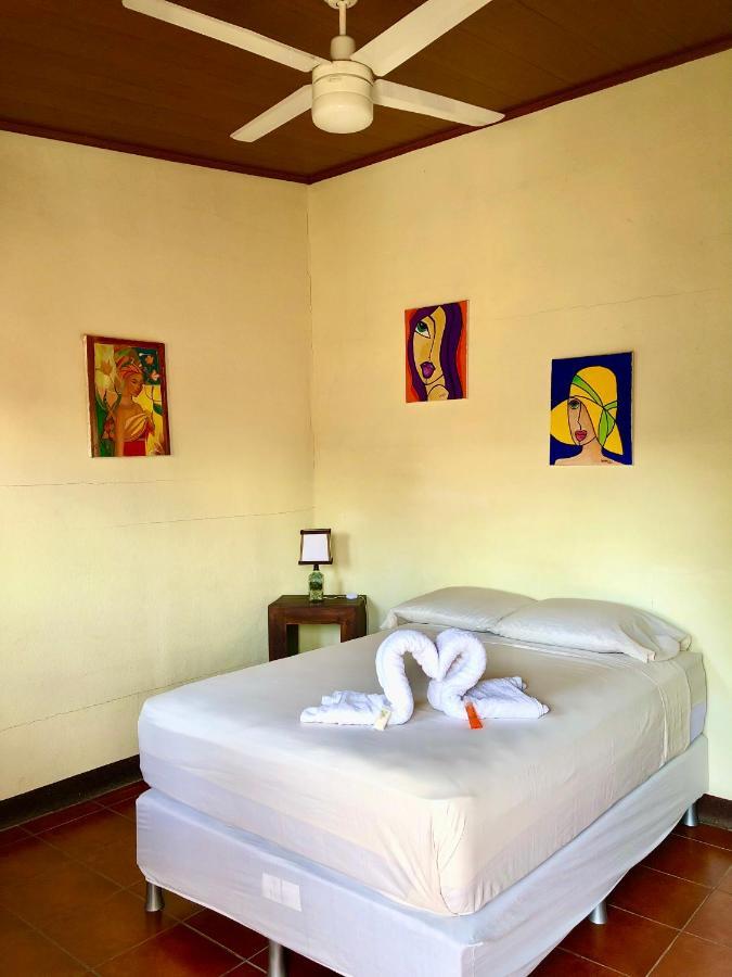 Casa Lula Leon Hostal Εξωτερικό φωτογραφία