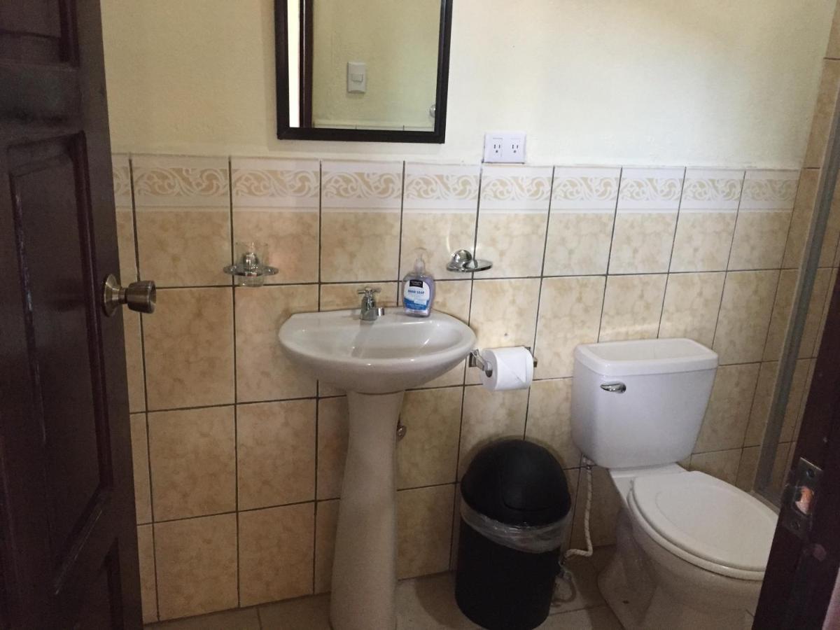 Casa Lula Leon Hostal Δωμάτιο φωτογραφία